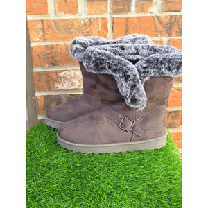 Avenue Women’s Porcha Hug Boots Size 10 Wide Width